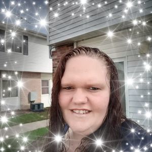 Meet your Posher, Connie